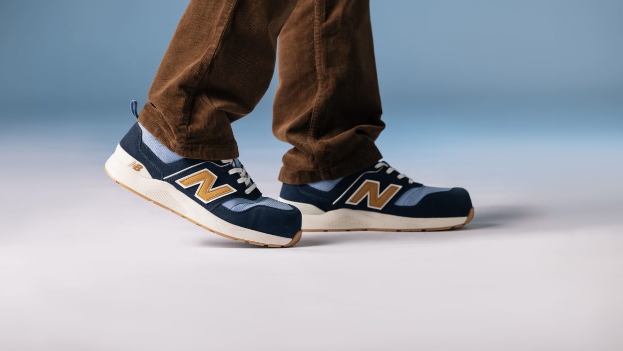 ASX New Balance Elite Lite Sneaker